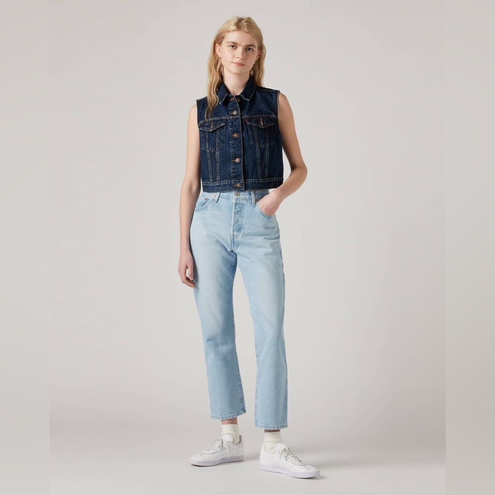 Levi's 501 Women's Straight Leg Jeans - Light Blue